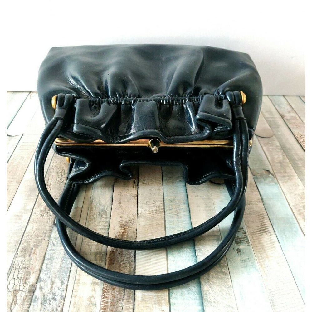 ROOMY VINTAGE NAVY BLUE SOFT VINYL FRAMED POCKETBOOK BAG HANDBAG PURSE - Picture 9 of 12